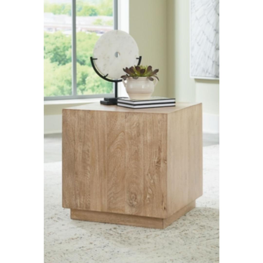 Belenburg Accent Table - Gallery Image 1