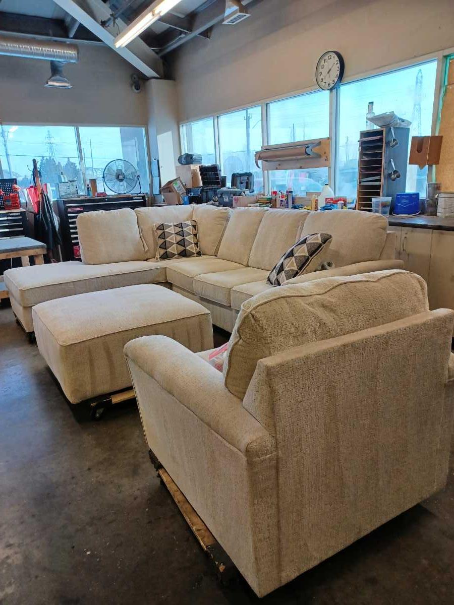 Abinger Sectional, Ottoman, and Armchair Set - Gallery Image 1