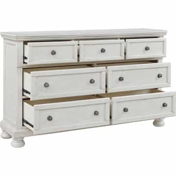 Robbinsdale Dresser - Gallery Image 4