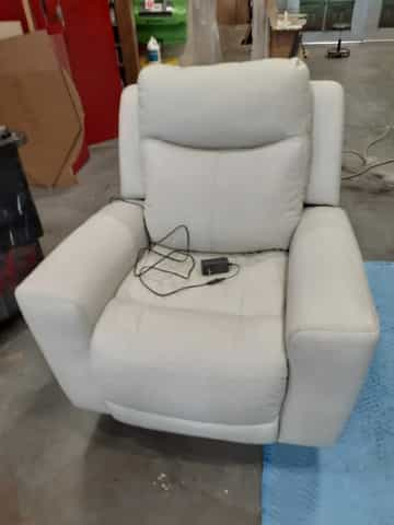 Mindanao Power Recliner with Adjustable Headrest - Coconut - Gallery Image 7