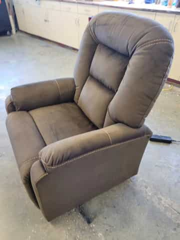 Samir Power Lift Recliner - Gallery Image 6